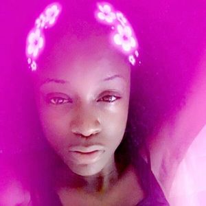 Meet your Posher, Lourdya